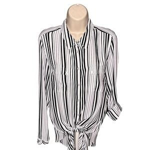 💣Size M Jones New York Black & White Striped Button Down Shirt, Tie Front/Tuck